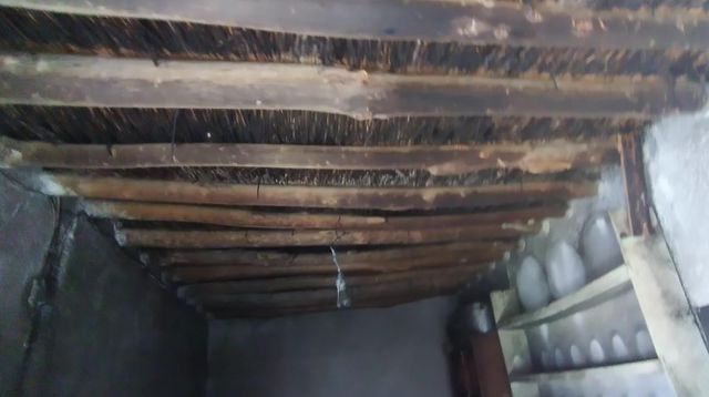 Kızgın tavaya yağ yerine benzin döktü! baba ve kızı yaralandı