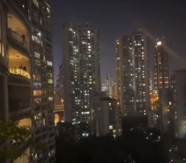 Korona nedeniyle kapatılan Şangay'da milyonlar açlığa sürükleniyor! Evlerden çığlıklar yükselmeye başladı