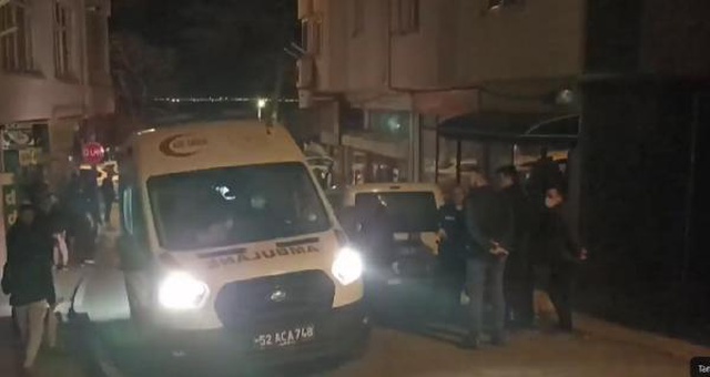 Sırlar evi! Genç kadın çıplak halde ölü bulundu, eşi saatler önce balkondan düşmüş