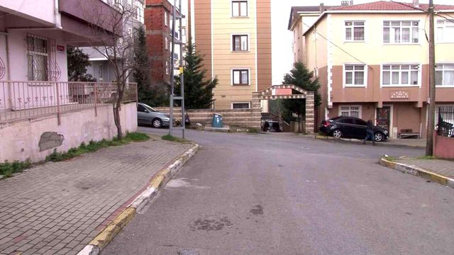 Pendik'te kucağında çocuk olan kadını gençlerin darp ettiği öne sürülmüştü, gerçek bambaşka çıktı