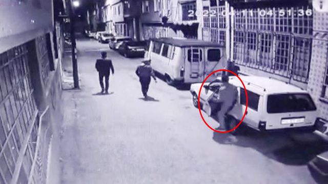 Sahurda işe çıkan taksici, aracını yerinde bulamadı! 3 kişi gelip otomobilini böyle çaldılar