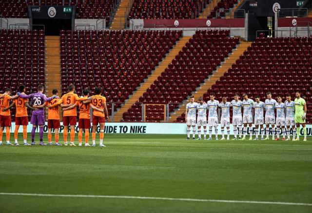 Barış için maç yaptılar! Galatasaray kaybetti, dostluk kazandı