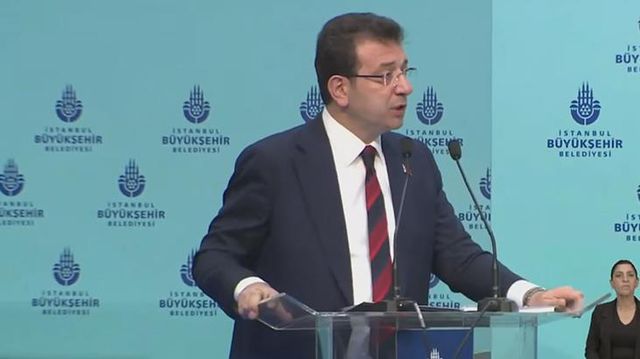 İBB Meclisi'nde öğrencilerin zamdan muaf tutulması tartışması: İBB batıyorsa dükkanı kapatsınlar