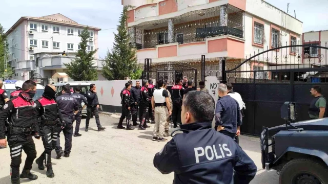 Adana'da polise silahlı saldırı: 1 ağır yaralı
