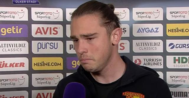 Bu acıya yürek dayanmaz! Göztepeli futbolcu, Fenerbahçe maçı öncesi canlı yayında gözyaşlarına boğuldu