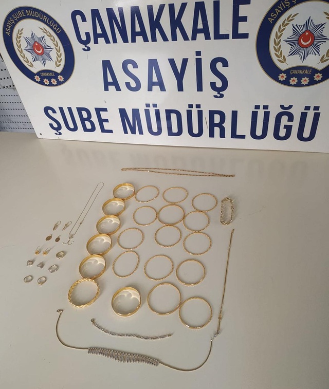 Çanakkale polisi 1 milyon 90 bin lirayı telefon dolandırıcılarından kurtardı