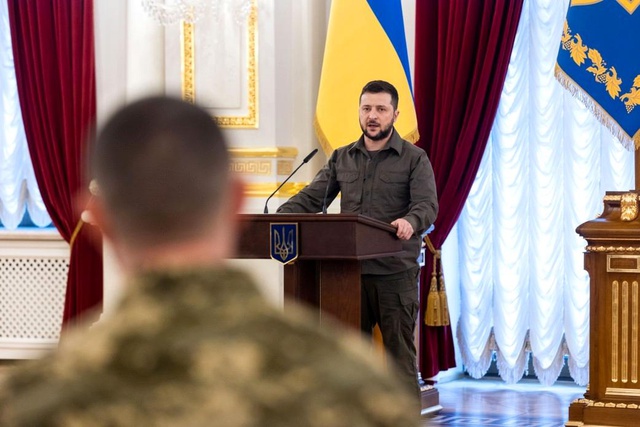 Zelenskiy: 'Mariupol'de 5 bini çocuk en az 20 bin kişi öldü'
