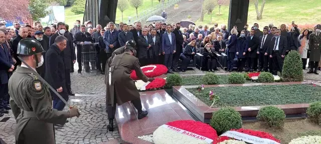 8'inci Cumhurbaşkanı merhum Turgut Özal vefatının 29'uncu yılında kabri başında anıldı