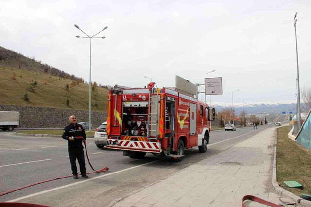 Çocukların sosyal medya merakı faciaya neden oldu! TikTok akımı için bu kez de yangın çıkardılar