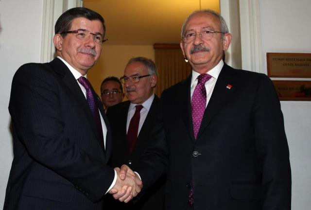 6'lı masada kriz yaratan sözlerin ardından Kılıçdaroğlu'ndan Davutoğlu'na gece vakti telefonu