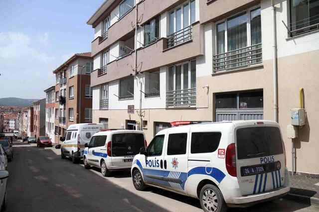 Zabıt katibinin şüpheli ölümü! Ekipler, intihar ihtimali üzerinde duruyor