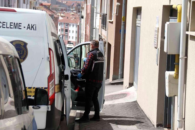 Zabıt katibinin şüpheli ölümü! Ekipler, intihar ihtimali üzerinde duruyor