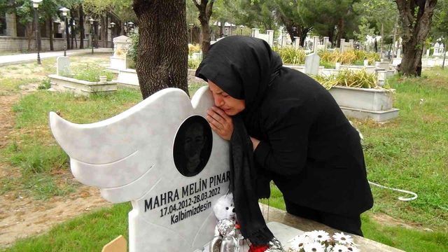 Ölümüyle Türkiye'yi yasa boğan Mahra'nın doğum günü mezarı başında kutlandı