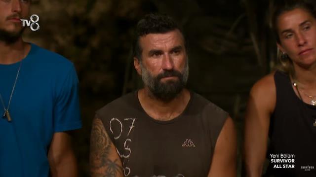 Acun Ilıcalı, Hikmet'e hakaretler savuran Nagihan'a ödülden men cezası verdi Acun Ilıcalı, Hikmet'e hakaretler savuran Nagihan'a ödülden men cezası verdi