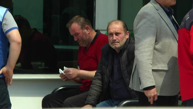 Liselilerin tartışması kavgaya dönüştü! Yere düşen işitme engelli Enes hayatını kaybetti Liselilerin tartışması kavgaya dönüştü! Yere düşen işitme engelli Enes hayatını kaybetti