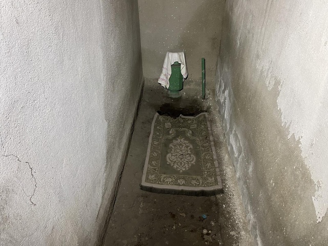 Yer: İstanbul! Otel otoparkındaki şehit mezarı görenleri şaşkına çeviriyor Yer: İstanbul! Otel otoparkındaki şehit mezarı görenleri şaşkına çeviriyor