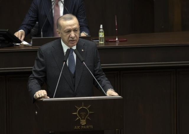 Son Dakika! Cumhurbaşkanı Erdoğan'dan sığınmacı açıklaması: Huzurlu bir ortam sağlayınca kendileri gönüllü dönecek Son Dakika! Cumhurbaşkanı Erdoğan'dan sığınmacı açıklaması: Huzurlu bir ortam sağlayınca kendileri gönüllü dönecek
