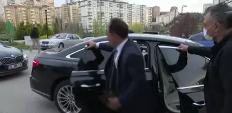 Kılıçdaroğlu'na, Apartmandaki Komşuları da Mum Yakıp Destek Verdi