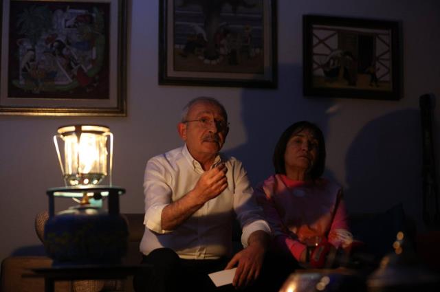 Ak Partili Şamil Tayyar'dan Cumhurbaşkanı Erdoğan ve Kılıçdaroğlu karşılaştırması: Birinde aydınlık diğerinde karanlık var Ak Partili Şamil Tayyar'dan Cumhurbaşkanı Erdoğan ve Kılıçdaroğlu karşılaştırması: Birinde aydınlık diğerinde karanlık var