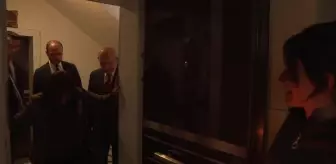 Kılıçdaroğlu'nun 4 Aydır Elektriği Kesik Evinde Ziyaret Ettiği Güllü Demir: 'Bu Mumlar da Eriyecek, Param Kalmadı, Neyle Alacağım Mum? Çocuğun Süt...