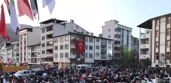 İspirliler ilçe meydanında iftarda buluştu