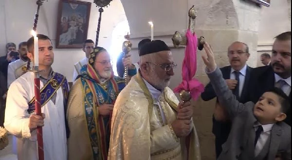 Mardin'de yaşayan ve yurt dışından gelen Süryaniler 2 yılın ardından Paskalya Bayramı'nı kutladı!