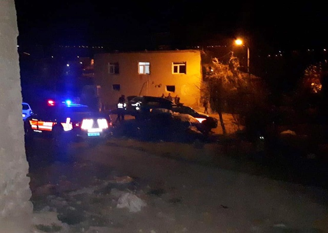 Komşular arasında çıkan kavgada baba ile 14 yaşındaki kızı tüfekle vuruldu Komşular arasında çıkan kavgada baba ile 14 yaşındaki kızı tüfekle vuruldu