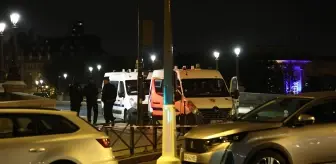 Son Dakika | Paris'te polis 'dur' ihtarına uymayan sürücünün aracına ateş açtı, 2 kişi öldü