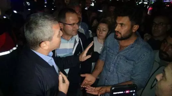 Genç adamın ölümü mahalleyi isyan ettirdi! Üst geçit talebiyle yolu kapatıp eylem yaptılar