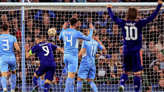 Belki en büyük değil ama çok büyük! Benzema'nın akılalmaz performansını dünya konuşuyor Belki en büyük değil ama çok büyük! Benzema'nın akılalmaz performansını dünya konuşuyor
