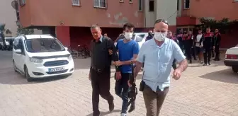 Apartmanın 4. Katından pompalı tüfekle dehşet saçan şahıs: 'Basmaya gelenleri vurun vurun yıkın tövbe ederler'