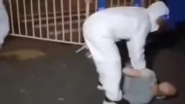 Beijing, Kovid-19 Vakalarındaki Yeniden Artışı Kontrol Altına Almak İçin Zamanla Yarışıyor Beijing, Kovid-19 Vakalarındaki Yeniden Artışı Kontrol Altına Almak İçin Zamanla Yarışıyor
