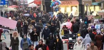 Çarşı pazarda bayram hareketliliği