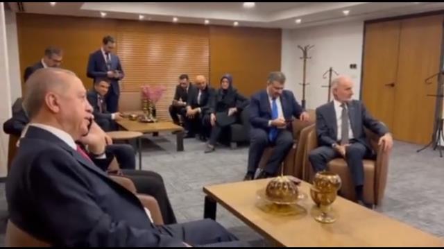 Cumhurbaşkanı Erdoğan, 38 yıl sonra şampiyonluğa ulaşan Trabzonspor'u tebrik etti Cumhurbaşkanı Erdoğan, 38 yıl sonra şampiyonluğa ulaşan Trabzonspor'u tebrik etti