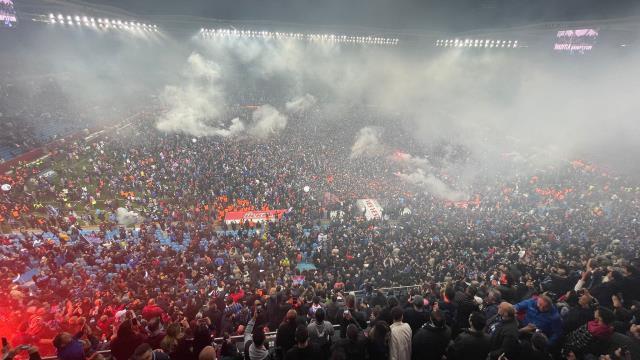 Trabzonspor'un şampiyonluğu Türkiye'nin dört bir yanında horonlar ve kolbastı ile kutlanıyor