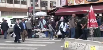 Ankara'nın geleneksel alışveriş merkezi Ulus bu Bayram da Ankaralıların tercihi oldu