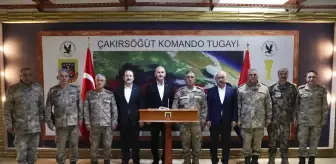 Son dakika haber... Bakan Soylu, Şırnak'ta komando, polis ve güvenlik korucularıyla iftar yaptı Açıklaması
