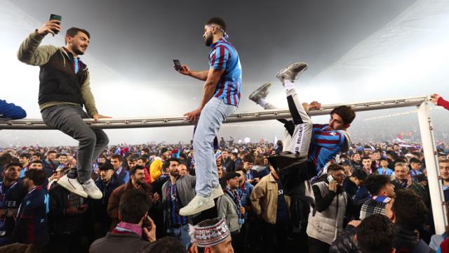 Trabzonspor'da şampiyonluğun öyküsü! 38 yıl sonra gelen zaferde 2 kırılma anı var