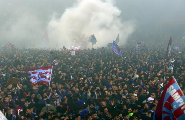 Trabzonspor'da şampiyonluğun öyküsü! 38 yıl sonra gelen zaferde 2 kırılma anı var