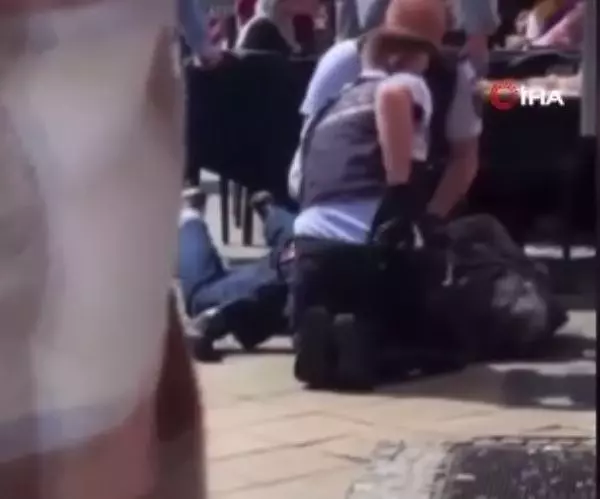 Almanya'da polisin gözaltına almaya çalışırken yumrukladığı kişi hayatını kaybetti