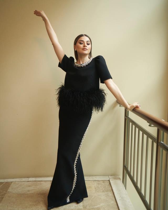 Derya Açıkgöz, ablası Hadise'nin nikahında çekildiği kareleri paylaştı