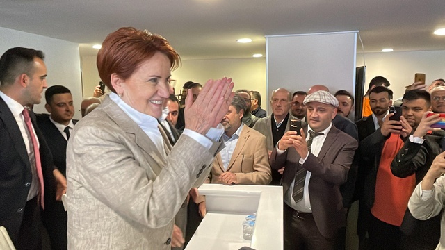 İYİ Parti Genel Başkanı Akşener, Kocaeli'de partisinin bayramlaşma programında konuştu İYİ Parti Genel Başkanı Akşener, Kocaeli'de partisinin bayramlaşma programında konuştu