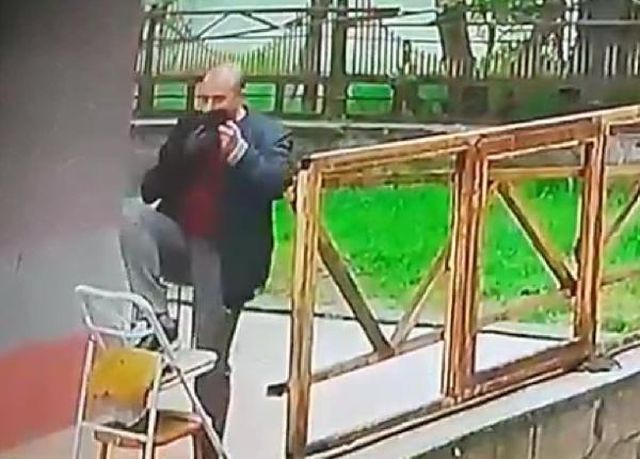 Tayt hırsızına cinsel tacizden suç duyurusu