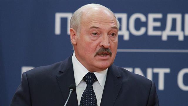 Putin ile görüşen Belarus Cumhurbaşkanı Lukaşenko'dan orduya talimat: Savaş için gerekli hazırlıkları yapın Putin ile görüşen Belarus Cumhurbaşkanı Lukaşenko'dan orduya talimat: Savaş için gerekli hazırlıkları yapın