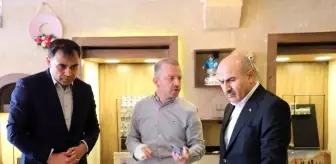 Kadınların el emeği göz nuru ürünleri belediyenin mağazalarında satışta