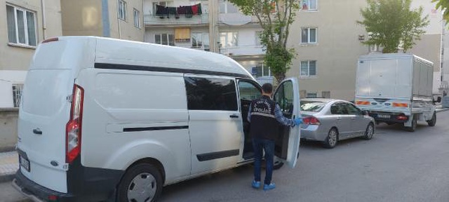 Eşini eşarpla boğmaya çalıştı, suçu cinlerin üzerine attı: Bana musallat oldular Eşini eşarpla boğmaya çalıştı, suçu cinlerin üzerine attı: Bana musallat oldular
