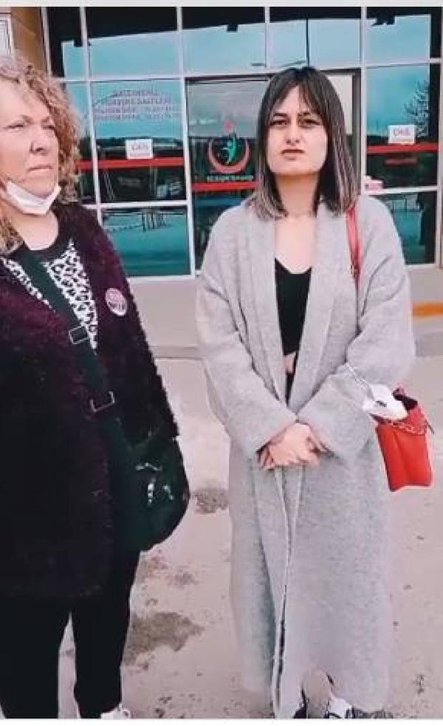 Eşini eşarpla boğmaya çalıştı, suçu cinlerin üzerine attı: Bana musallat oldular Eşini eşarpla boğmaya çalıştı, suçu cinlerin üzerine attı: Bana musallat oldular