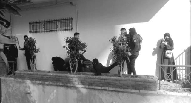 Alparslan Kuytul gözaltına alındı! Haberi alan Furkan Vakfı üyeleri adliyeye koştu Alparslan Kuytul gözaltına alındı! Haberi alan Furkan Vakfı üyeleri adliyeye koştu