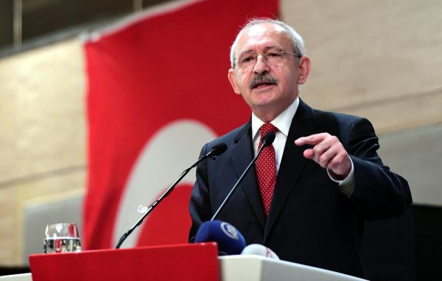 Bakan Soylu'dan sığınmacılar konusunda kendisine 'Günaydın' diyen Kılıçdaroğlu'na yanıt: Sizin dediklerinizi yazsak makina yanar Bakan Soylu'dan sığınmacılar konusunda kendisine 'Günaydın' diyen Kılıçdaroğlu'na yanıt: Sizin dediklerinizi yazsak makina yanar