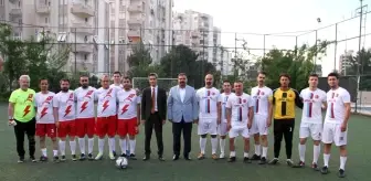 Sağlık çalışanları futbol turnuvasında buluştu